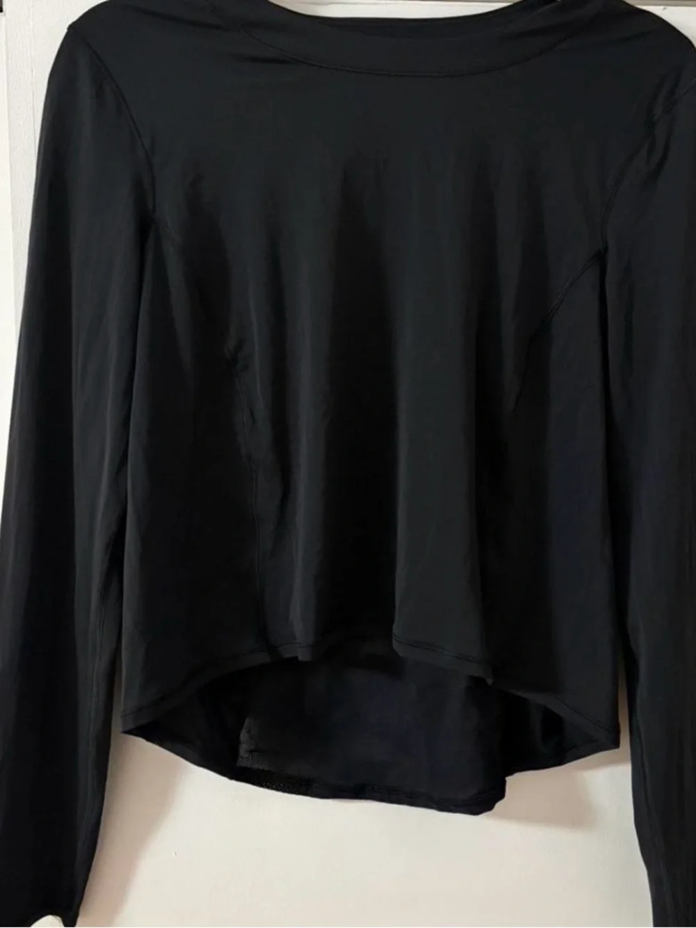 lululemon athletica Black Long-Sleeve Crop Crew Top